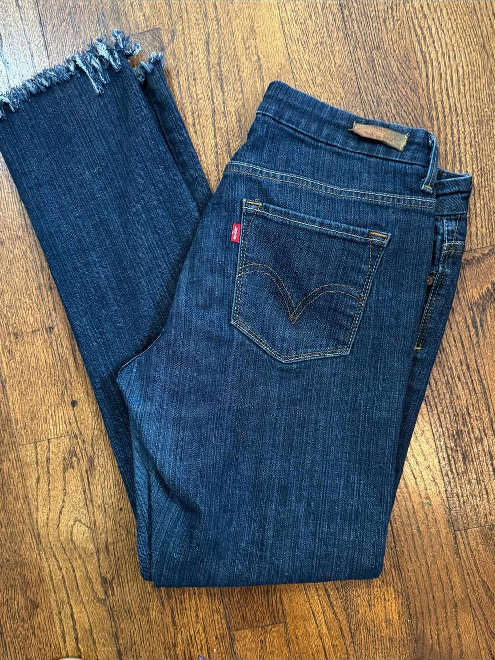 Women’s👖Levi’s 631 Skinny  Dark Blue Stretch Denim Jeans Modified Hem - Picture 3 of 4